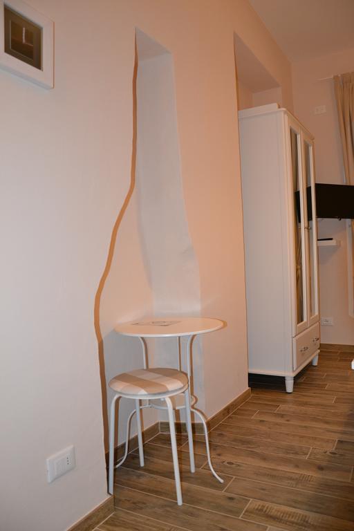 B&B Le Darsene Cannobio Pokoj fotografie